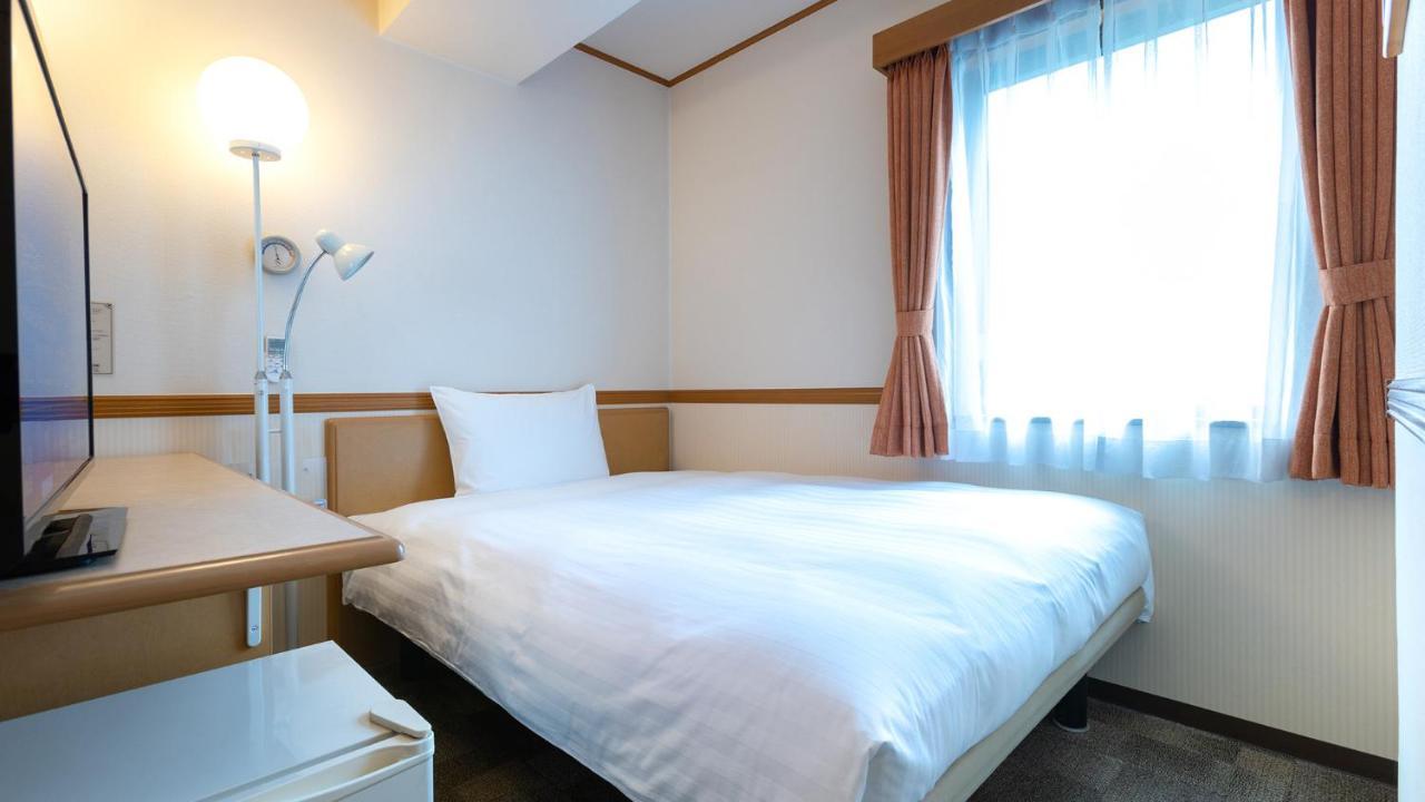Toyoko Inn Utsunomiya Ekimae No 1 Buitenkant foto
