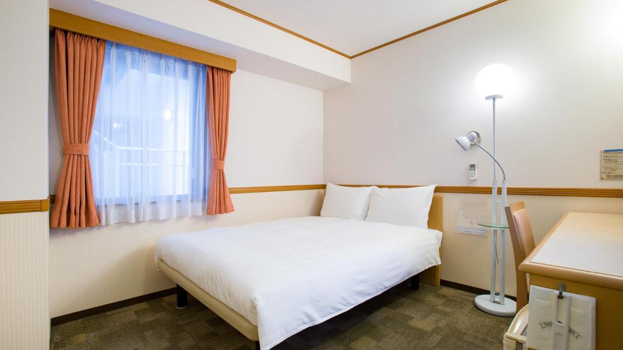 Toyoko Inn Utsunomiya Ekimae No 1 Buitenkant foto